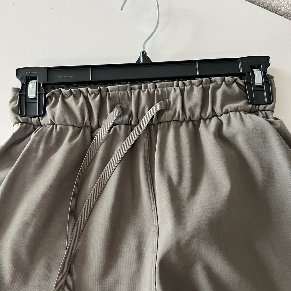 Lululemon Stretch High Rise Pants Sz 2 - Picture 13 of 13